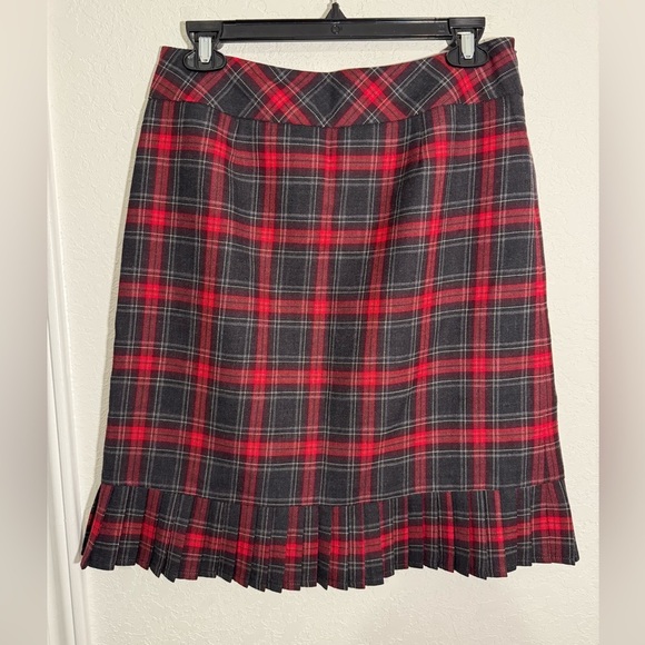Pendleton Red Green Wool Plaid Skirt Pleated Ruffle Hem Womens Size 8 Petite - Picture 1 of 9